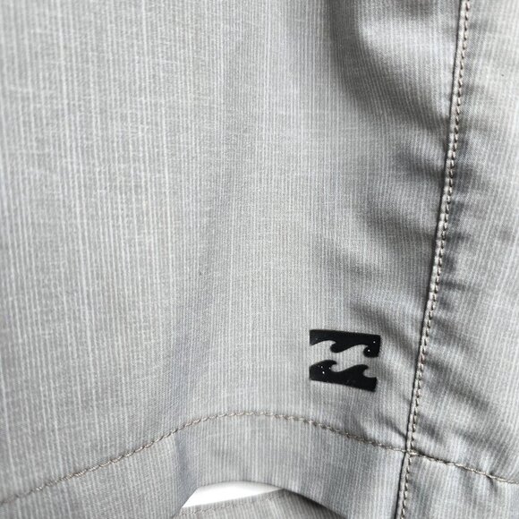 Billabong Hydrostretch Platinum Board Shorts Pinstriped Gray 34 waist - Picture 5 of 8